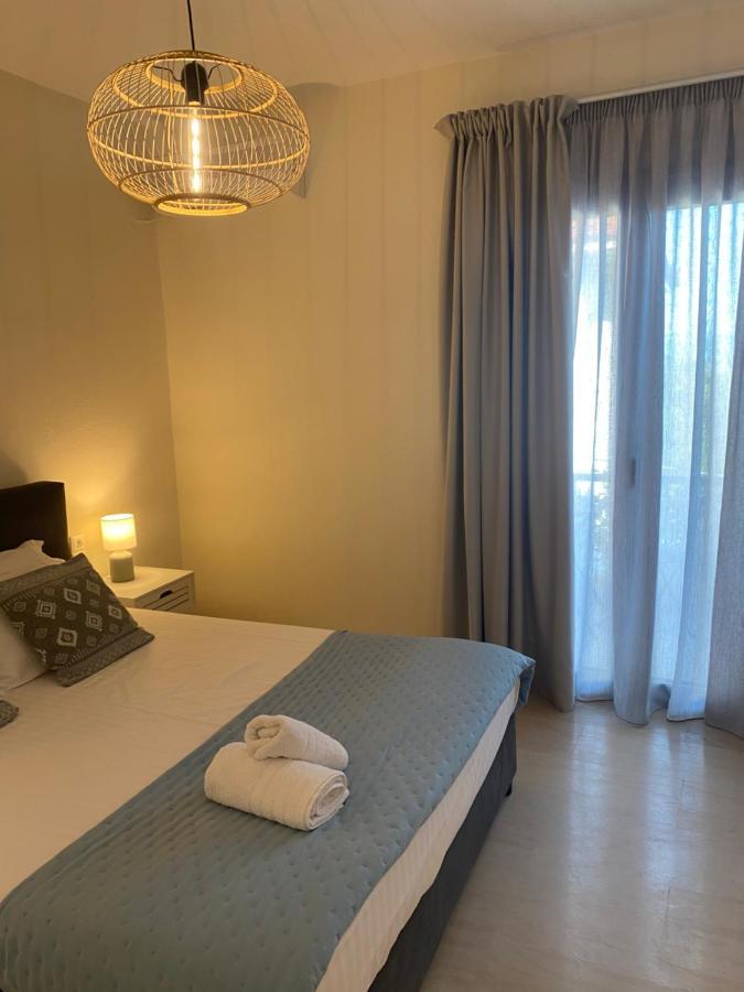 Libera Private Rooms Parga Esterno foto