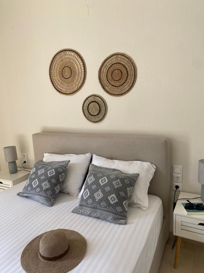 Libera Private Rooms Parga Esterno foto