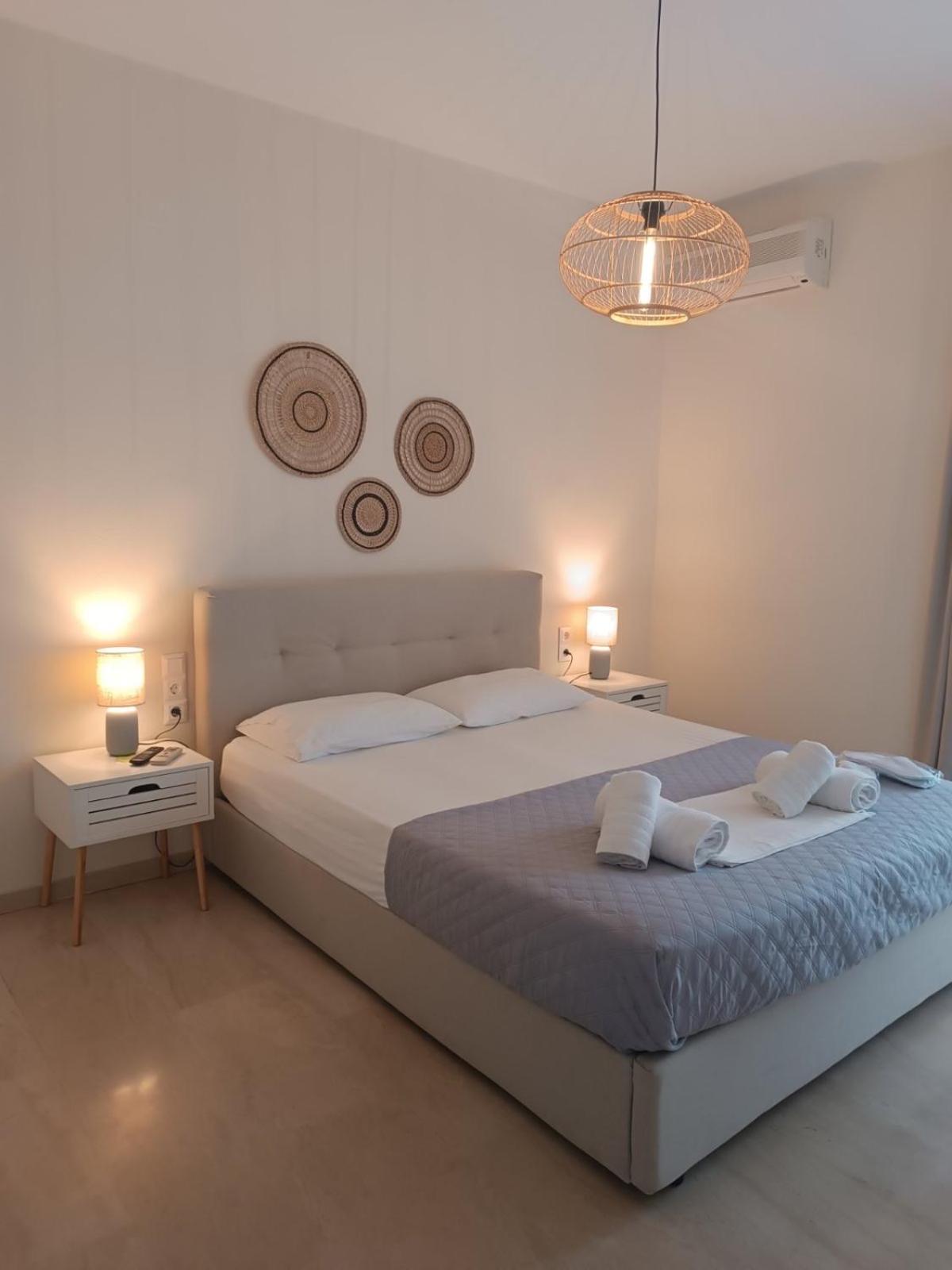 Libera Private Rooms Parga Esterno foto